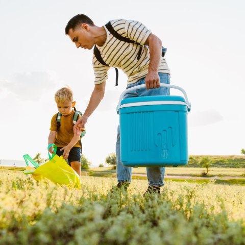Lodówka turystyczna 42L KAMAI ICEBERG na wkłady mrożące, turkusowa z białą rączką Lodówka turystyczna 42L KAMAI ICEBERG na wkłady mrożące, turkusowa z białą rączką