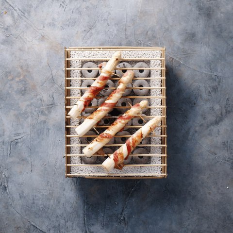 Casus Grill w papierowym opakowaniu Casus Grill w papierowym opakowaniu