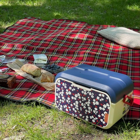 Mini lodówka turystyczna 5L KAMAI EDA wzór kwiat wiśni, lunchox na wkłady mrożące - waniliowy korpus, czerwona rączka, błękitna Mini lodówka turystyczna 5L KAMAI EDA wzór kwiat wiśni, lunchox na wkłady mrożące - waniliowy korpus, czerwona rączka, błękitna