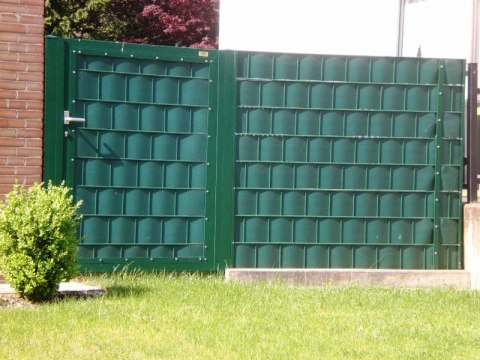 Taśma ogrodzeniowa PASKI 6 x 2,55mb BASIC 19cm PROTECTO™ ZIELONA + 12 klipsów GRATIS Taśma ogrodzeniowa PASKI 6 x 2,55mb BASIC 19cm PROTECTO™ ZIELONA + 12 klipsów GRATIS