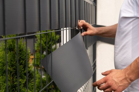 Taśma ogrodzeniowa PASKI 6 x 2,55mb ORANGE 19cm PROTECTO™ GRAFIT + 12 klipsów GRATIS Taśma ogrodzeniowa PASKI 6 x 2,55mb ORANGE 19cm PROTECTO™ GRAFIT + 12 klipsów GRATIS