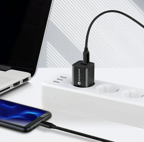 KABEL USB-C / USB-C everActive CBB-2PD3 200cm PD 60W 3A KABEL USB-C / USB-C everActive CBB-2PD3 200cm PD 60W 3A