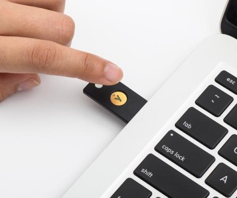 Klucz Sprzętowy Yubico Yubikey 5 NFC U2F FIDO Klucz Sprzętowy Yubico Yubikey 5 NFC U2F FIDO