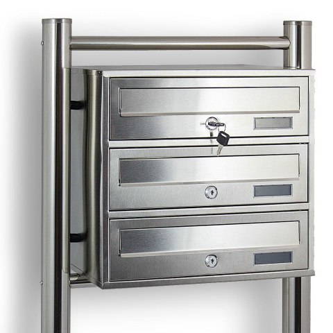 Skrzynka lokatorska 3 komorowa stal nierdzewna na stojaku euro zamek