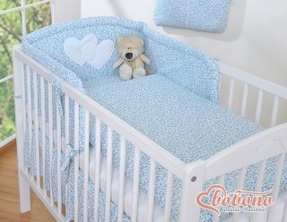 Ochraniacz do łóżeczka na szczebelki uniwersalny - Serduszka łączka niebieska