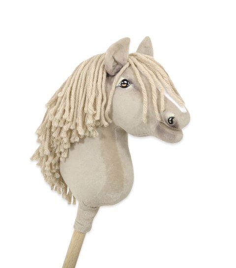 Hobby Horse Średni koń na kiju Premium kremowy cremello A4