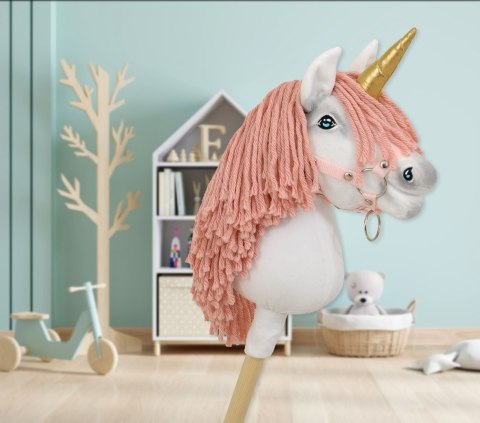 Hobby Horse Jednorożec na kiju biały, grzywa brudny róż i złoty róg A4