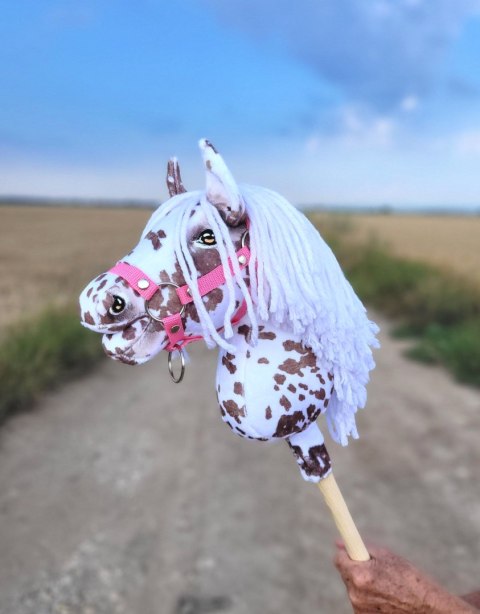 Hobby Horse Mały koń na kiju Premium tarantowaty biało-brązowy z białą grzywą A4