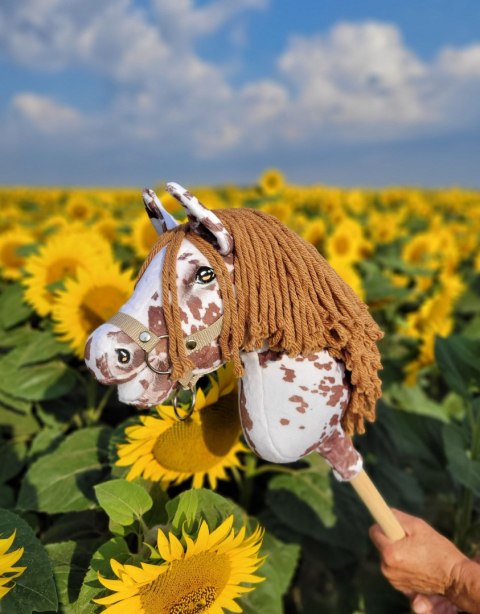 Hobby Horse Mały koń na kiju Premium tarantowaty biało-brązowy z brązową grzywą A4