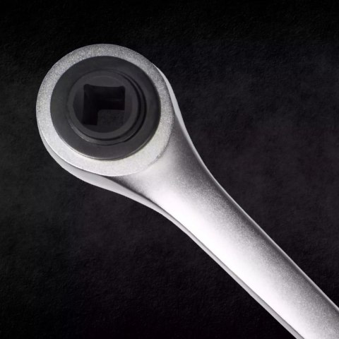 Grzechotka 3/4" z otworem