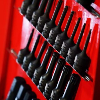 Zestaw nasadek trzpieniowych udarowych 1/2" TORX długich na szynie