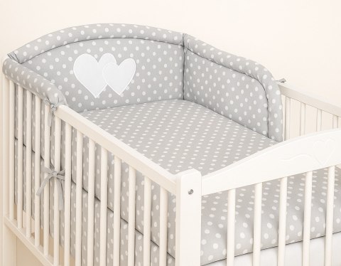 Ochraniacz do łóżeczka na szczebelki uniwersalny - Serduszka białe grochy na szarym