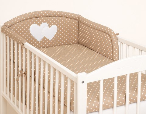 Ochraniacz do łóżeczka na szczebelki uniwersalny - Serduszka grochy na brązie