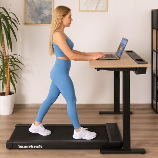 Bieżnia elektryczna domowa Bauerkraft wyświetlacz chodzenie cardio czarna