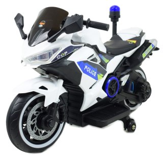 Motor policyjny z świecącym kogutem i syreną/A706-2
